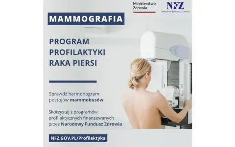 Kobieta poddaje się badaniu mammograficznemu w ramach programu profilaktyki raka piersi.